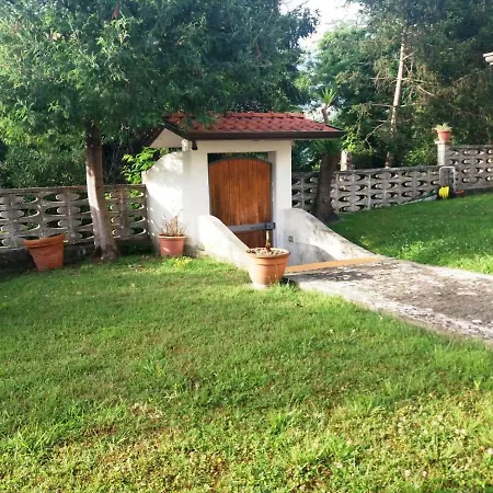 Holiday home Da Adria Al Corvenale - Casa Vacanze - Carrara