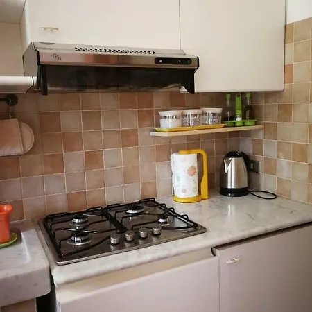 Da Adria Al Corvenale - Casa Vacanze - كارارا